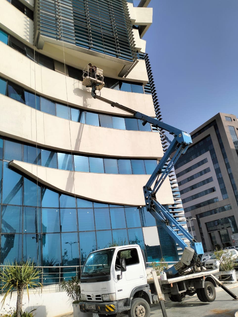 Camion Nacelle Hauteur 18 Mètres